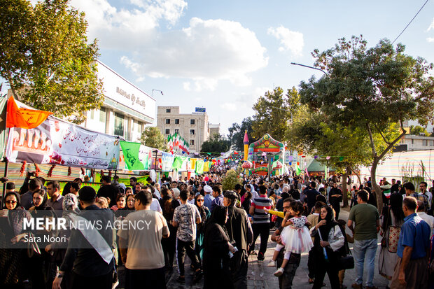 جشن بزرگ «مهمانی امت احمد (ص)» در سنندج