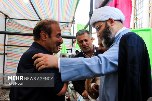 جشن بزرگ «مهمانی امت احمد (ص)» در سنندج