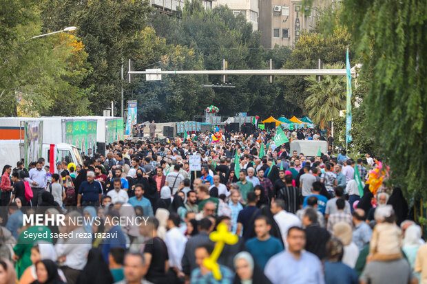 جشن بزرگ میلاد پیامبر (ص)