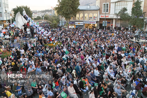 جشن بزرگ «مهمانی امت احمد (ص)» در سنندج