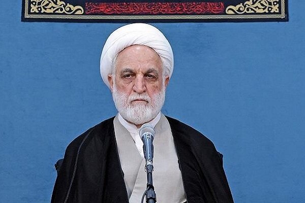 تأکید اژهای بر استمرار برخورد قانونی با خائنین و وطن فروشان تأکید اژهای بر استمرار برخورد قانونی با خائنین و وطن فروشان