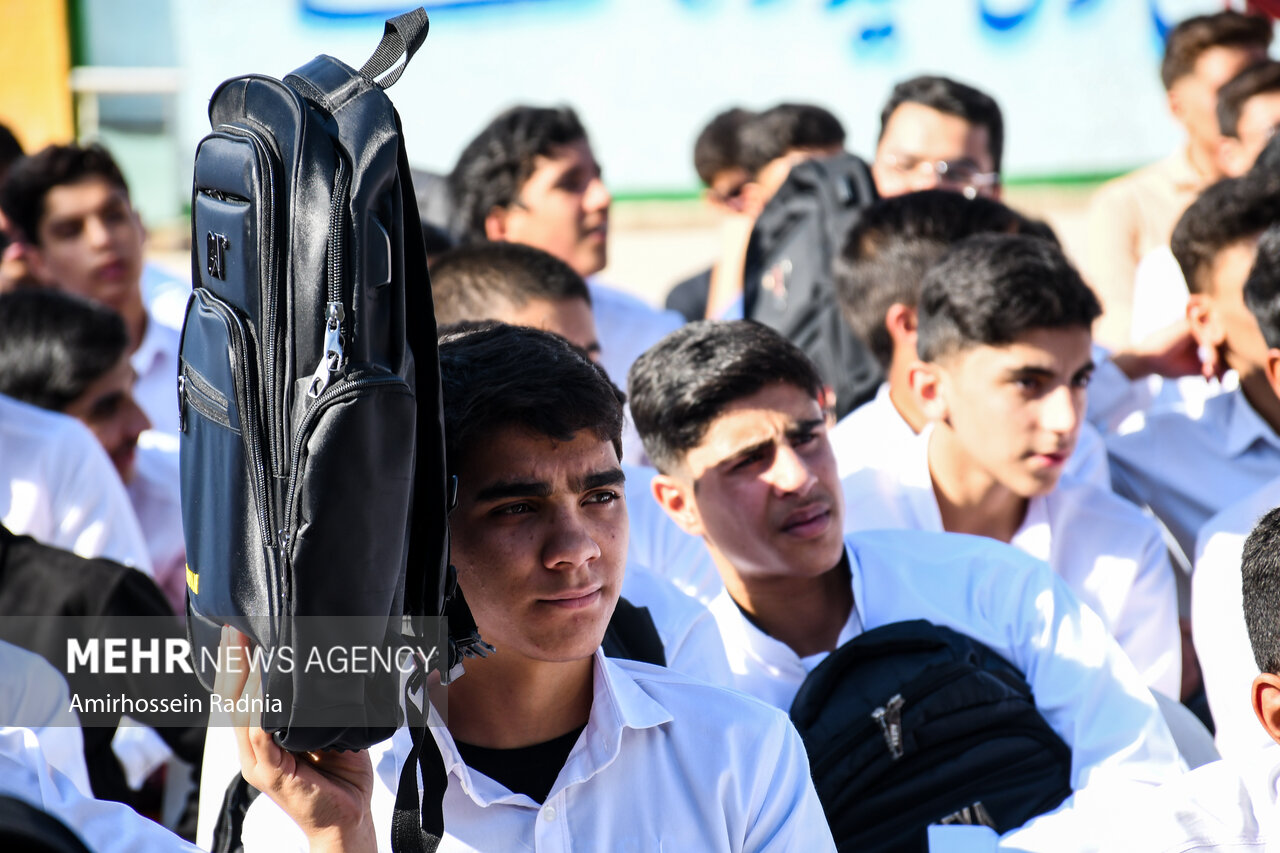 طلوع دانایی در دیار لرستان؛ پروژه مهر و بازگشایی مدارس