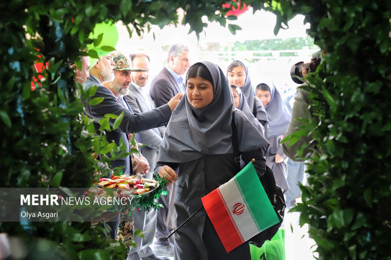 مدارس زنجان در آغاز مهرماه با آمادگی کامل پذیرایی دانش آموزان هستند