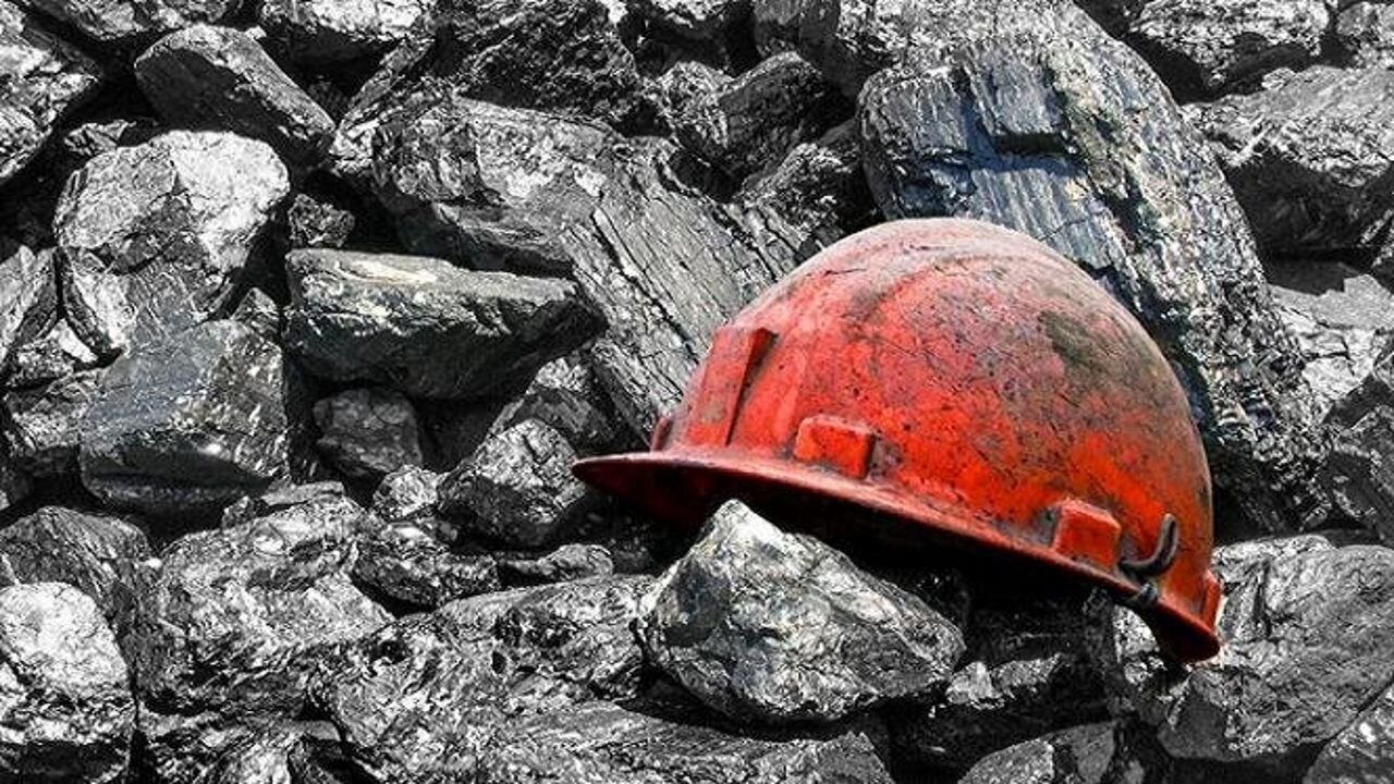 شرایط تحویل مسکن به خانواده جان باختگان معدن طبس تشریح شد شرایط تحویل مسکن به خانواده جان باختگان معدن طبس تشریح شد