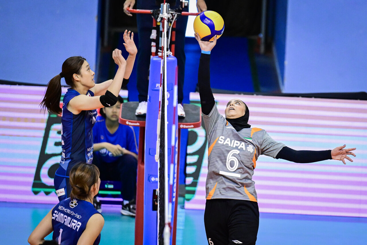 Saipa volleyball team