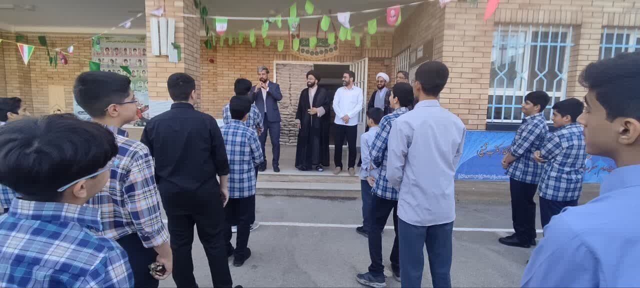 آیین آغاز سال تحصیلی مدارس جامعه القرآن الکریم برگزار شد