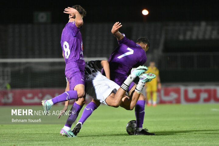 پرسپولیس – گلگهر؛ سرمربی ترک در اندیشه اولین برد؛ هوادار به دنبال دو رقمی شدن پرسپولیس – گلگهر؛ سرمربی ترک در اندیشه اولین برد؛ هوادار به دنبال دو رقمی شدن