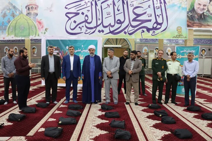 ۱۷۰۰ بسته نوشت افزار در استان بوشهر توزیع می شود ۱۷۰۰ بسته نوشت افزار در استان بوشهر توزیع می شود