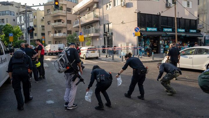 Tel Aviv comes under missile attack