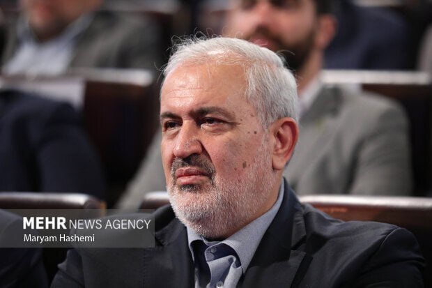 تا پایان امسال پنج هزار مگاوات نیروگاه خورشیدی وارد مدار میشود