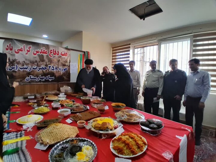 جشنواره غذاهای بومی محلی در روستای همدانک برگزار شد