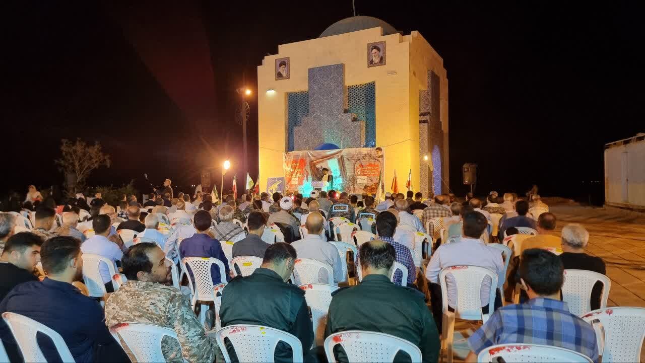 وصیت نامههای شهدا چراغ راه آینده است