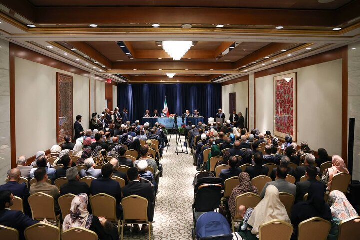 پزشکیان: مدعیان حقوق بشر جز به نابودی ما رضایت نمیدهند