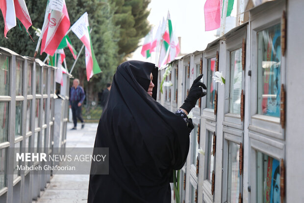 آیین «میهمانی لاله ها» در مشهد