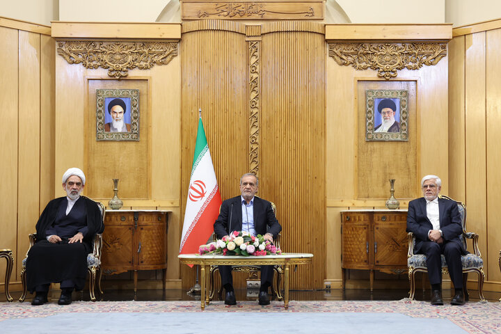 Pezeşkiyan'dan Türkmenistan ziyareti açıklaması Pezeşkiyan'dan Türkmenistan ziyareti açıklaması