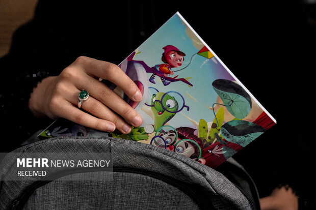 شیرینی بوی مهر با گرانی نوشتافزار در کرمانشاه گره خورد