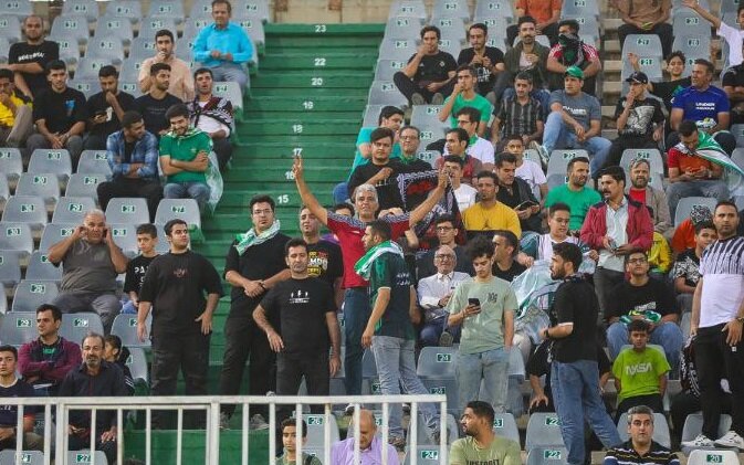 حضور هواداران خیبر در ورزشگاه آزادی