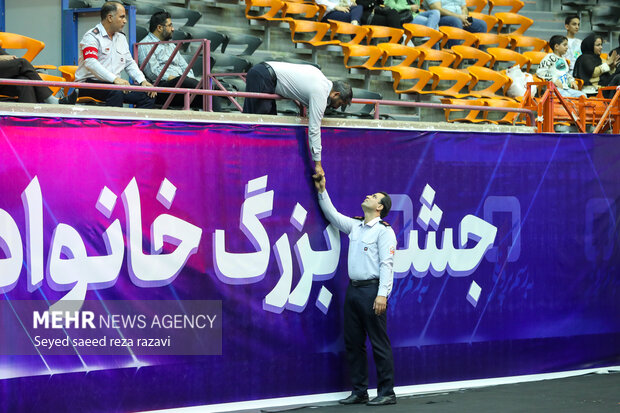 مراسم گرامیداشت روز آتش نشان