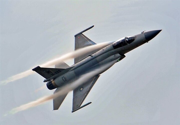 Islamabad signs contract to sell JF-17 fighter jets to Baku