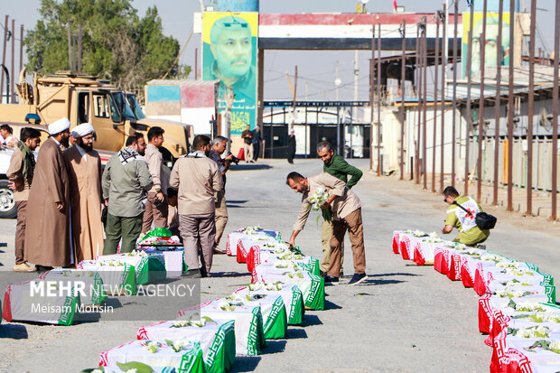 استقبال از پیکر ۹۸ شهید دفاع مقدس در مرز شلمچه