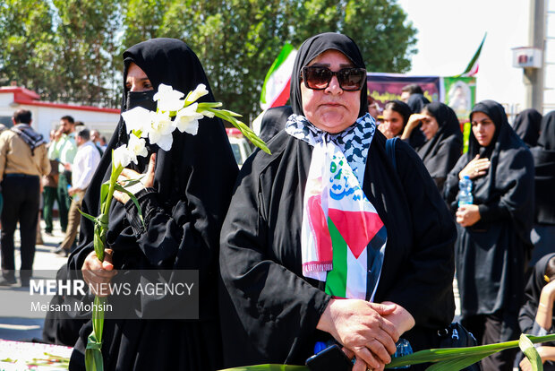 استقبال از پیکر ۹۸ شهید دفاع مقدس در مرز شلمچه