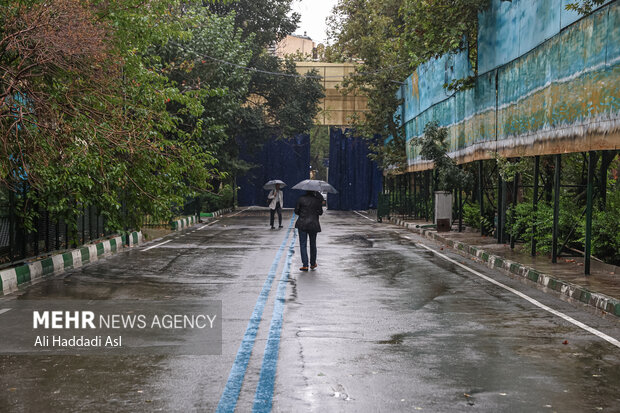 جمعه و شنبه هوای تهران خنکتر میشود