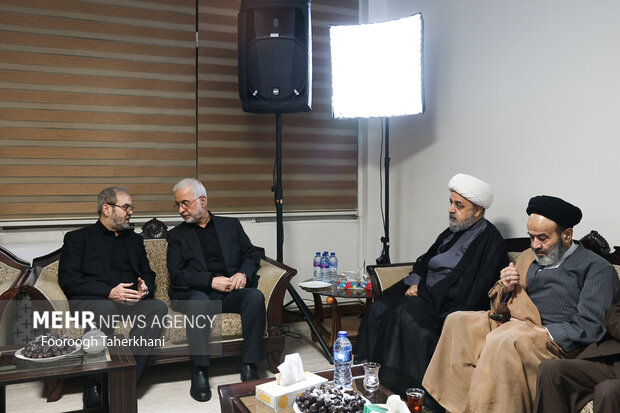 مراسم عرض تسلیت شهادت سید حسن نصرالله در دفتر حزبالله لبنان 17