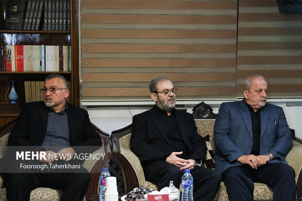 مراسم عرض تسلیت شهادت سید حسن نصرالله در دفتر حزبالله لبنان 19