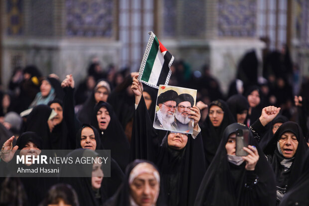 
Martyr Nasrallah remembered in Imam Reza Shrine
