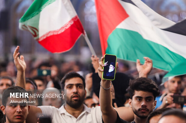 
Martyr Nasrallah remembered in Imam Reza Shrine
