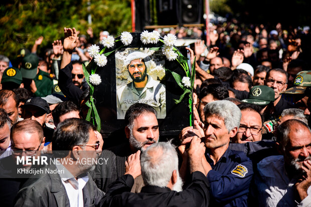 مراسم درگذشت مادر شهیدخرازی درگلستان شهدای اصفهان برگزار می شود