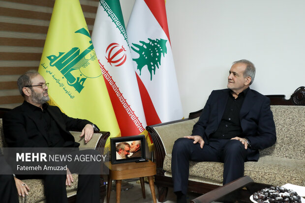 Pezeşkiyan, Hizbullah Ofisine taziye ziyaretinde bulundu Pezeşkiyan, Hizbullah Ofisine taziye ziyaretinde bulundu