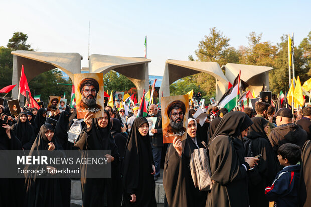 دسته بزرگ عزاداری مردمی دانشجویی