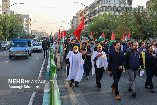 دسته بزرگ عزاداری مردمی دانشجویی