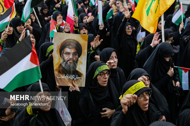 دسته بزرگ عزاداری مردمی دانشجویی