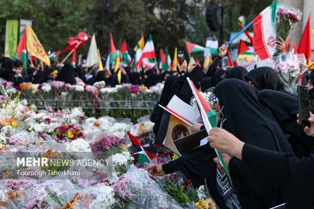 دسته بزرگ عزاداری مردمی دانشجویی