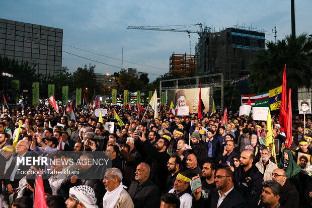 دسته بزرگ عزاداری مردمی دانشجویی