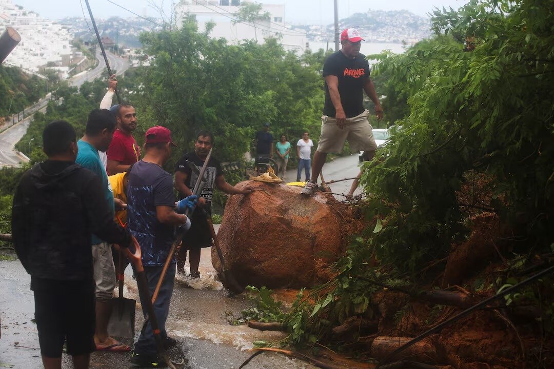 «جان» در مکزیک جان ۲۲ نفر را گرفت + تصاویر