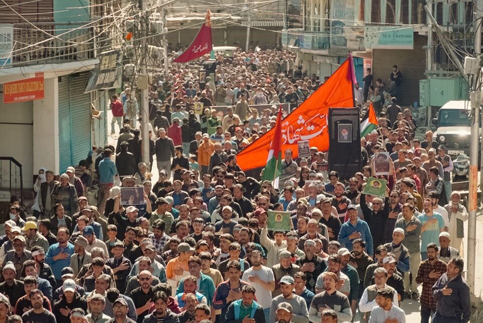 شہادت سید حسن نصراللہ کے خلاف کرگل میں احتجاجی مظاہرے+ تصاویر