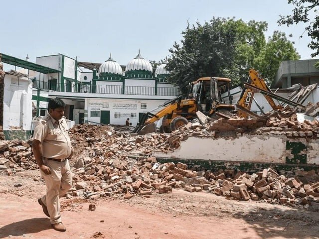 مودی سرکار نے مسلمانوں کی عبادت گاہوں اور قبرستان منہدم کرے کی مہم تیز کردی