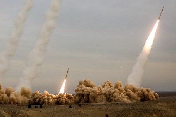 موشکهای ایران بر سر نظامیان متجاوز صهیونیست در غزه هم فرود آمد موشکهای ایران بر سر نظامیان متجاوز صهیونیست در غزه هم فرود آمد