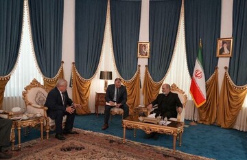 Putin’s special envoy meets Iran’s SNSC sec. for mutual talks