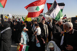 Tehraners hold rally to show support for IRGC