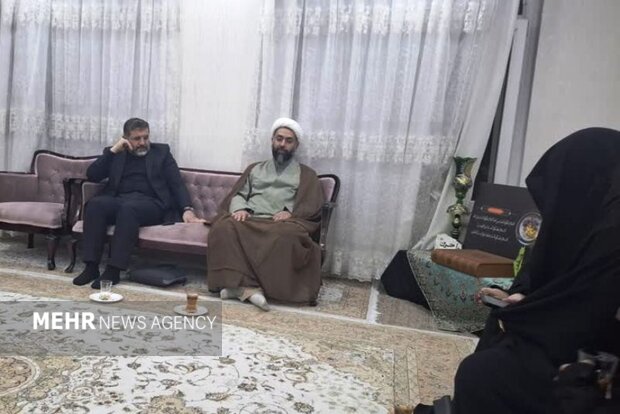 هنر ابزاری برای رمزگشایی از حقیقت است