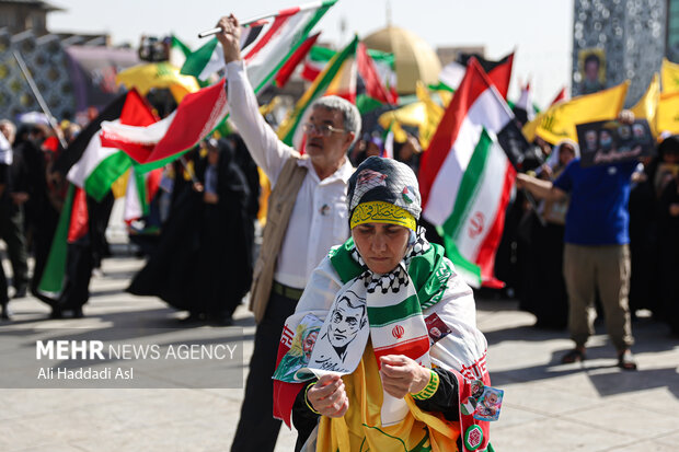 تجمع محکومیت ترور سید حسن نصرالله و قدردانی از عملیات وعده صادق ۲ در میدان امام حسین(ع)