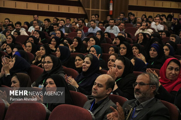 اولین همایش ملی «مدار معلمی» در آمل