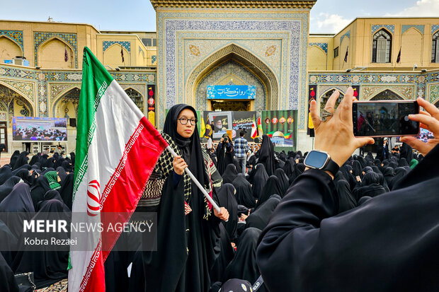 اجتماع «دختران نصرالله» در حرم مطهر رضوی اجتماع «دختران نصرالله» در حرم مطهر رضوی