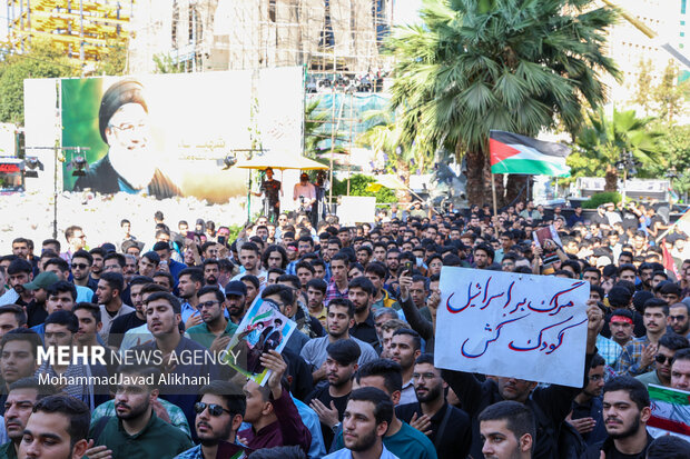 آخرین روز مراسم ادای احترام به شهید سیدحسن نصرالله درمیدان فلسطین