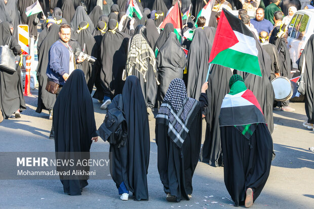 آخرین روز مراسم ادای احترام به شهید سیدحسن نصرالله درمیدان فلسطین