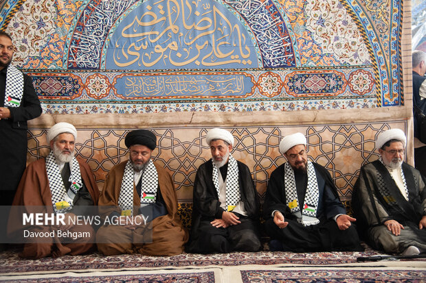 بزرگداشت شهید «سید حسن نصرالله» در حرم رضوی